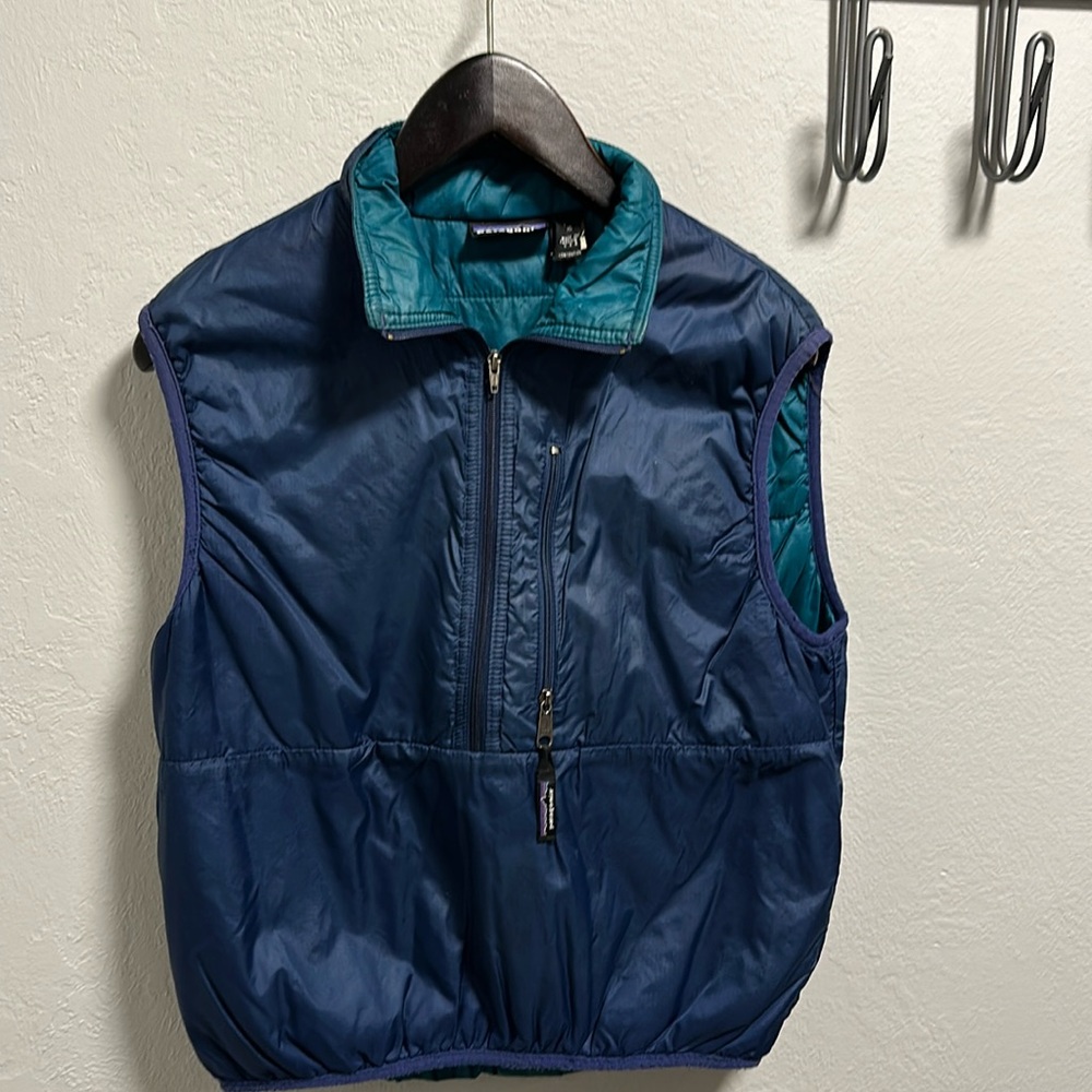 Vintage Patagonia 1998 men’s large puffball vest